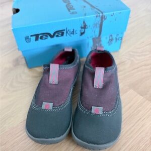 Teva kids Nilch water shoes